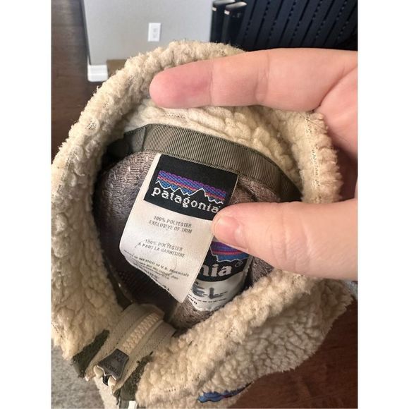 COPY - Vintage Patagonia Kids Fleece Vest - Picture 2 of 6